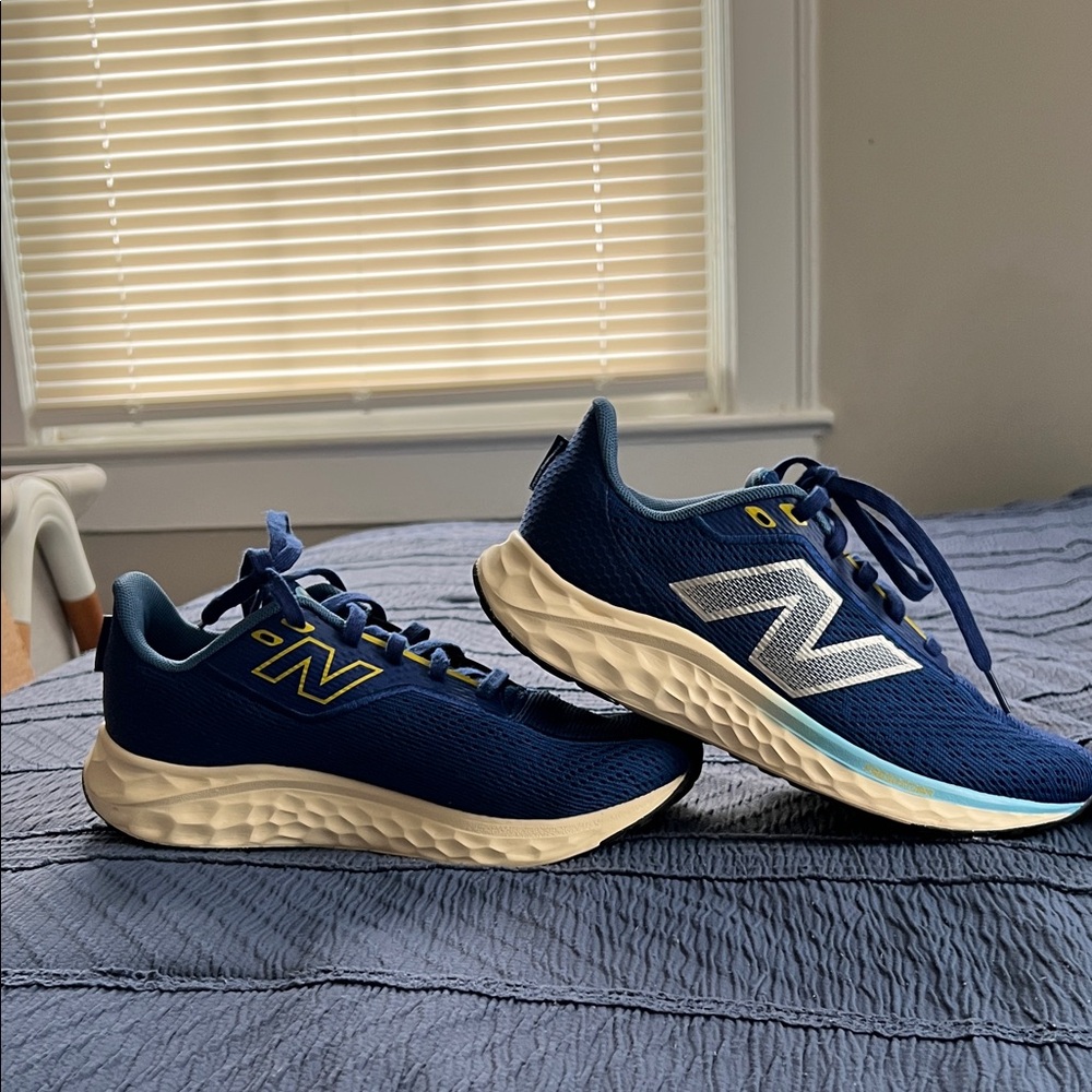 New Balance Dark Blue and White Running Shoes